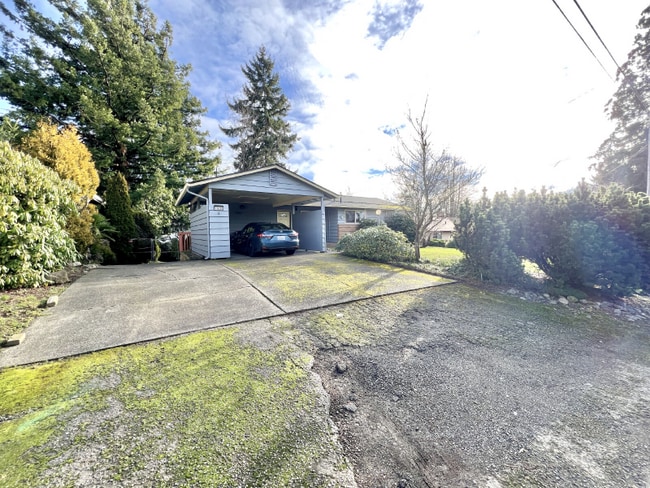 property at 11630 19th Ave SW