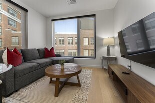 35 W 2nd St, Unit ID1240284P in Boston, MA - Building Photo
