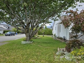 44841 Carolyn Ave in Chilliwack, BC - Building Photo - Building Photo
