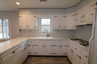 400 Roundtop Rd in Middletown, PA - Building Photo - Building Photo