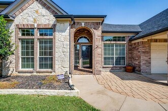 10016 St James St in Fort Worth, TX - Building Photo - Building Photo