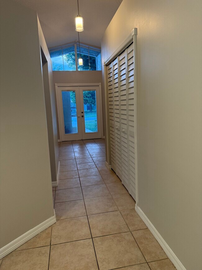 12781 SW 146th Ln in Miami, FL - Foto de edificio - Building Photo