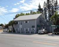 2370 Estero Blvd in Ft. Myers, FL - Foto de edificio - Building Photo