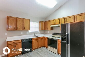 991 Alford Ct in Lithonia, GA - Foto de edificio - Building Photo