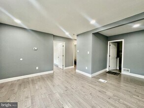 632 Durham Rd in Newtown, PA - Building Photo - Building Photo