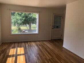 610 NE Gray Ln in Pullman, WA - Building Photo - Building Photo