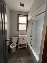 36 Rutgers Ave, Unit 1 in Jersey City, NJ - Foto de edificio - Building Photo