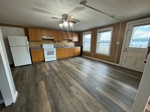 26-28-28 US-7 in Milton, VT - Building Photo - Building Photo