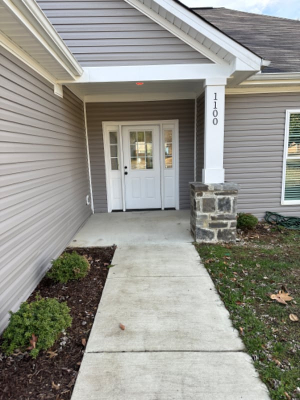 1100 Kinsey Dr SE in Huntsville, AL - Foto de edificio - Building Photo