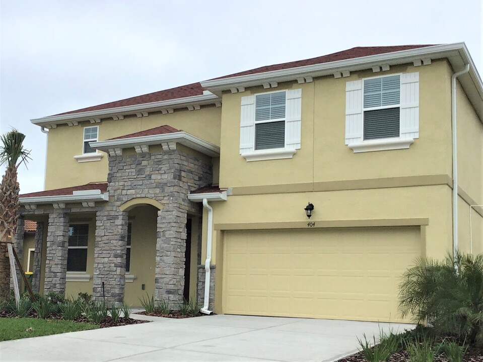 404 Crestrun Loop in Leesburg, FL - Building Photo