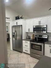 13813 Geranium Pl in Wellington, FL - Building Photo - Building Photo