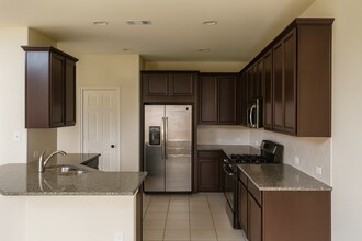 18802 Providence Valley Trail in Richmond, TX - Building Photo - Building Photo