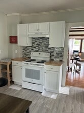 458 Hillside Ave in Hartford, CT - Building Photo - Building Photo