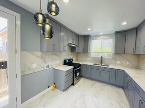 15410 Firmona Ave in Lawndale, CA - Building Photo - Building Photo