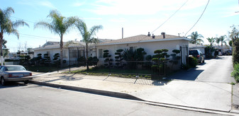 11922 Runnymede St Apartments