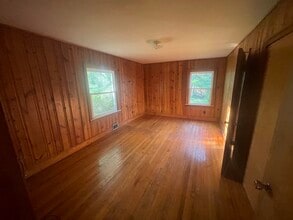 221 Parkview Ave in Bardstown, KY - Building Photo - Building Photo