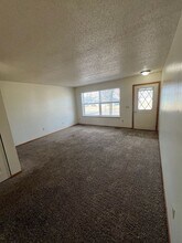 2410-2412-2412 Monique Ln in Marshfield, WI - Building Photo - Building Photo