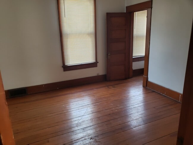 property at 210 S 8th St