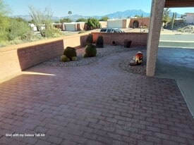 752 W Rio San Pedro in Green Valley, AZ - Building Photo