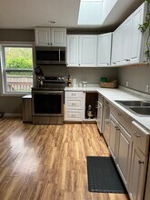 2344 Northlake Way NW in Bremerton, WA - Building Photo - Building Photo