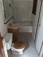1514 W Wilson Ave-Unit -3B in Chicago, IL - Building Photo - Building Photo