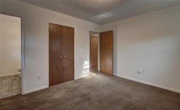 1291 Todiway Ct in Jonesboro, GA - Building Photo - Building Photo