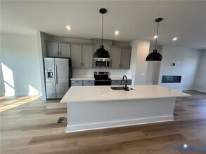 3974 Springfield Rd in Glen Allen, VA - Building Photo - Building Photo