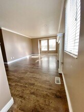 9130 S Scirlein Dr in Sandy, UT - Building Photo - Building Photo
