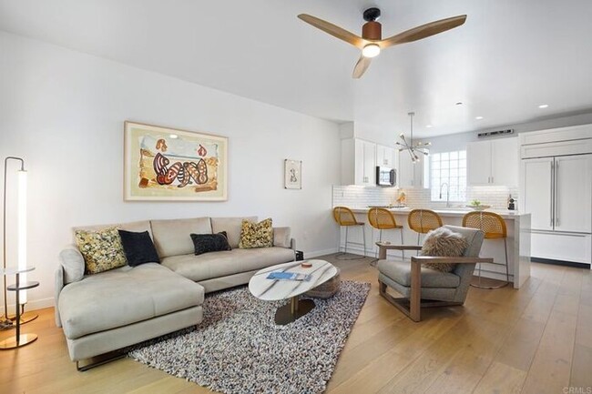 5425 Lauretta St in San Diego, CA - Building Photo - Building Photo