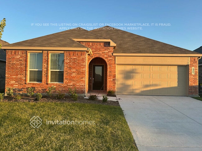 property at 327 Sedalia Trl
