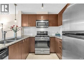 9868 Cameron St in Burnaby, BC - Building Photo - Building Photo