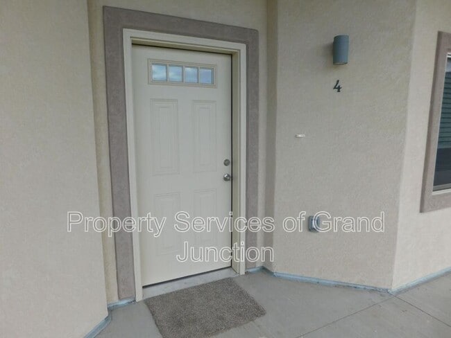 662 Brookwillow Dr in Grand Junction, CO - Building Photo - Building Photo