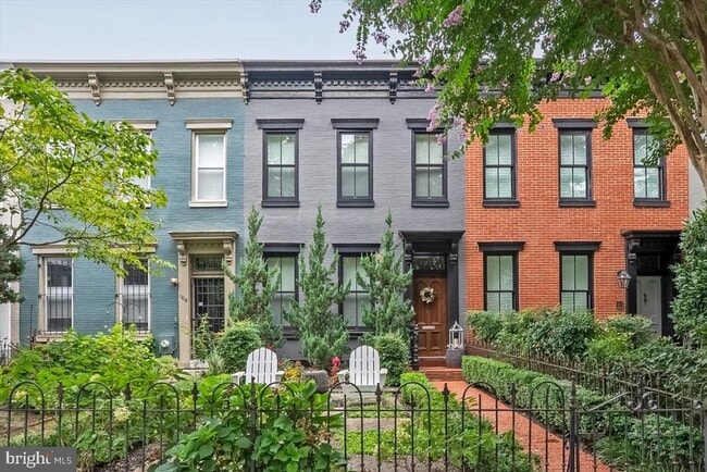 property at 1217 T St NW