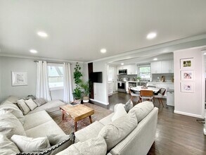 6 Tracey St in Norwalk, CT - Building Photo - Building Photo