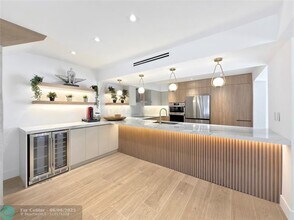 729 NE 17th Terrace in Fort Lauderdale, FL - Building Photo - Building Photo