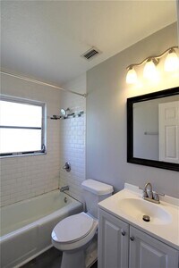 350 Briarwood Rd photo'