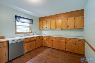 3902 Mccalley Pl in Huntsville, AL - Building Photo - Building Photo