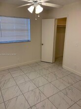 1450 SW 2nd Ave in Dania Beach, FL - Building Photo - Building Photo