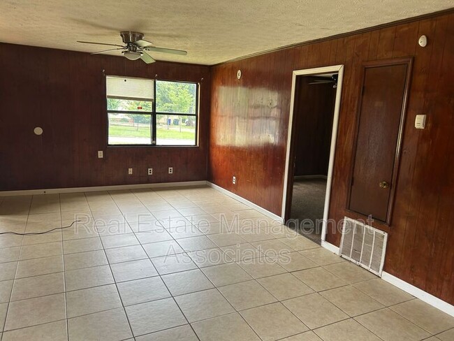 232 N 6th St in Griffin, GA - Building Photo - Building Photo