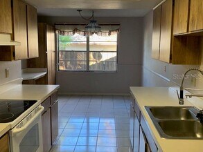 230 Ball Park Ave in Seffner, FL - Building Photo - Building Photo