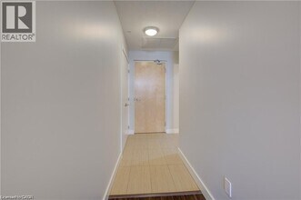 188 King St S in Waterloo, ON - Building Photo - Building Photo