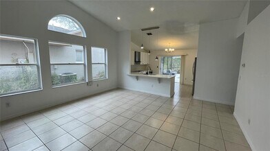 8832 Parliament Ct in Kissimmee, FL - Building Photo - Building Photo