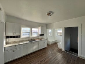 2907 W 7th Ave in Kennewick, WA - Building Photo - Building Photo