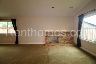 3515 Acworth Ave in San Diego, CA - Foto de edificio - Building Photo