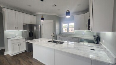 9149 Timber Ln in Navarre, FL - Building Photo - Building Photo