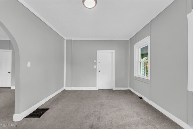 property at 3118 W 30th St