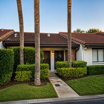 7360 Ulmerton Rd in Largo, FL - Building Photo