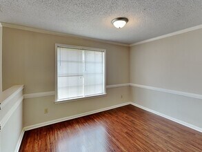 5863 Pipers Green Ln in Memphis, TN - Building Photo - Building Photo