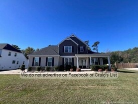 6116 Shannon Wds Wy in Hope Mills, NC - Building Photo