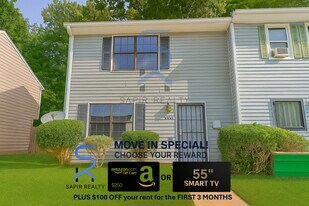 7000 Oakhill Cir in Austell, GA - Building Photo